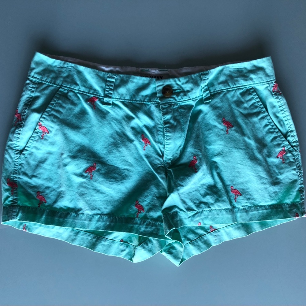 Old Navy Chino Embroidered Shorts • Size M